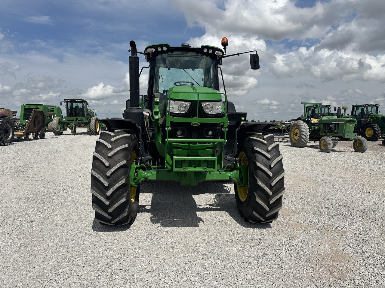 2023 John Deere 6155M Image 10