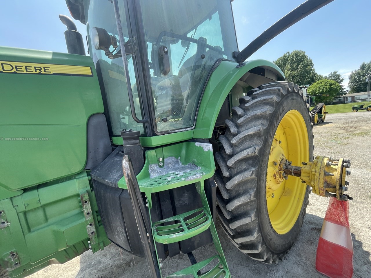 2008 John Deere 8130 Image 3