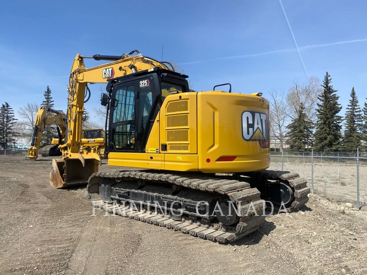 2024 Caterpillar 325-07 Image 4