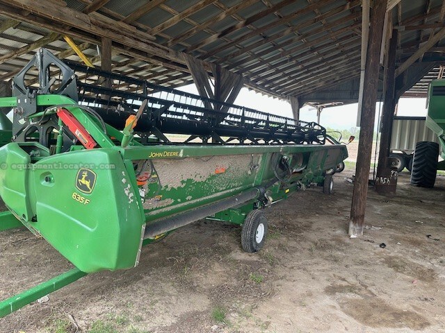 2015 John Deere 635F Image 4