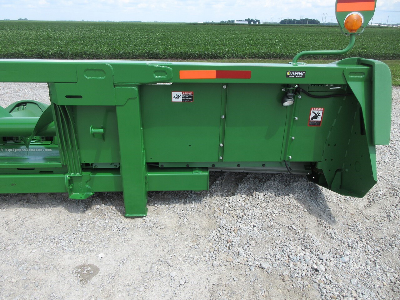 2018 John Deere 708C Image 10