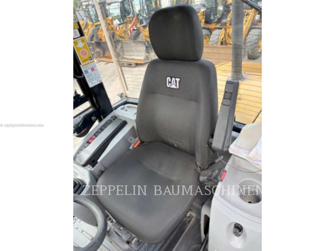 2019 Caterpillar 918M Image 10