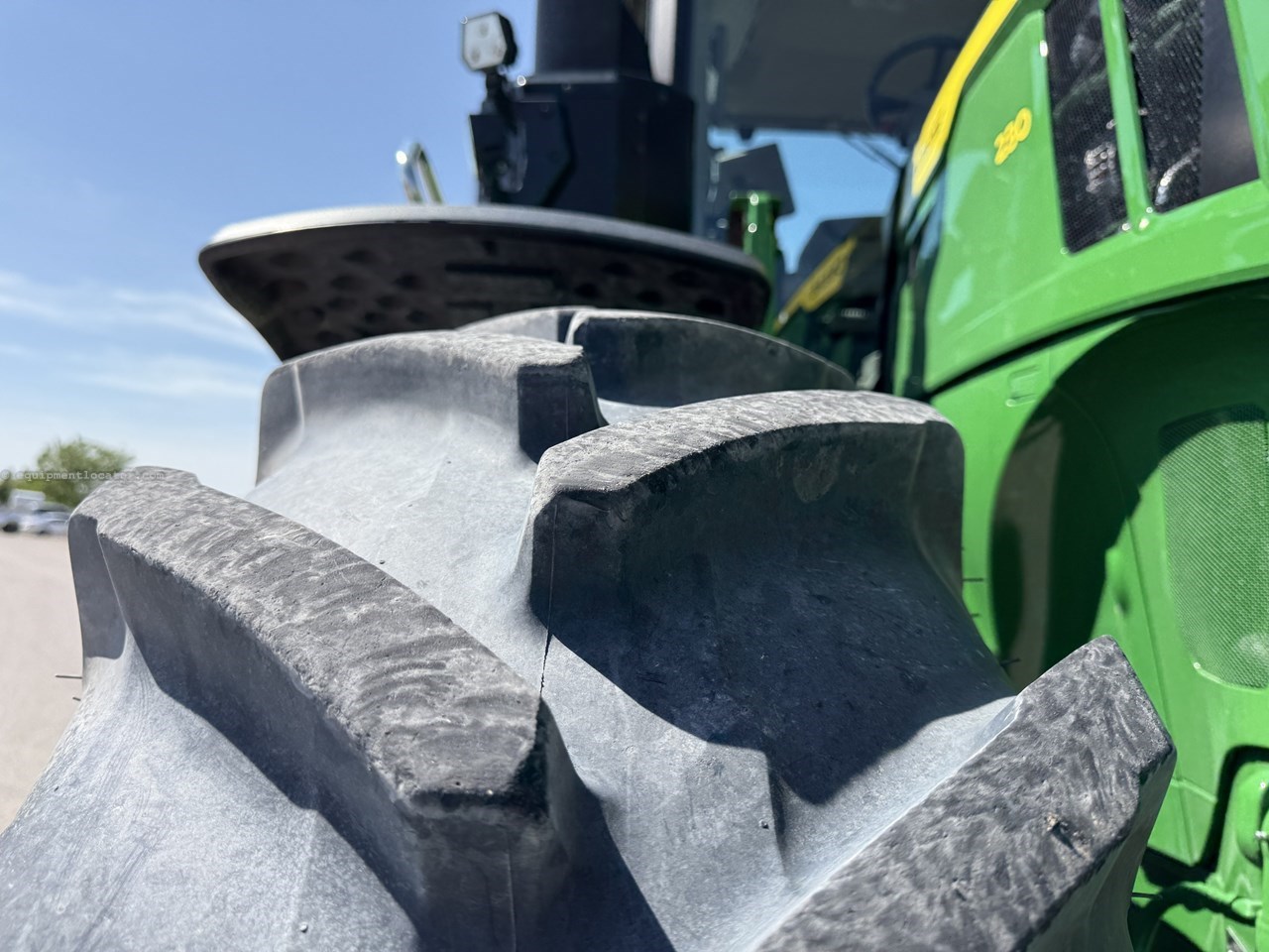 2023 John Deere 7R 230 Image 30