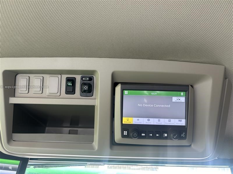 2024 John Deere 800R Image 29