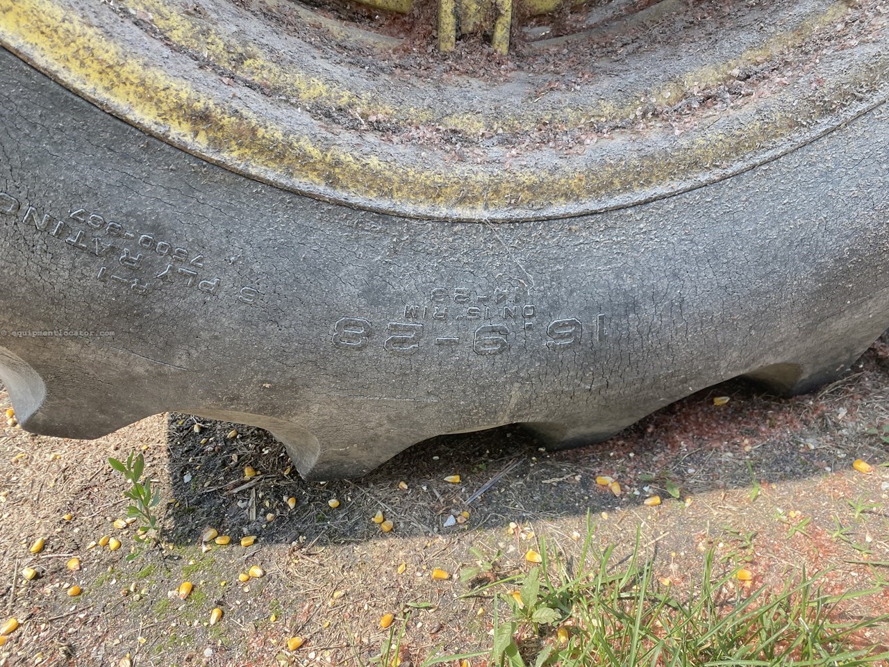 1974 John Deere 2630 Image 10