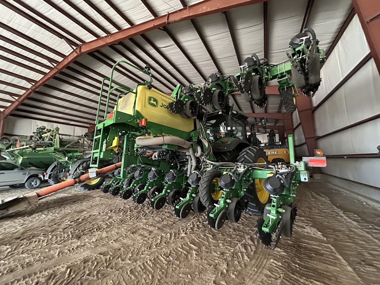 2023 John Deere DR16X Image 18