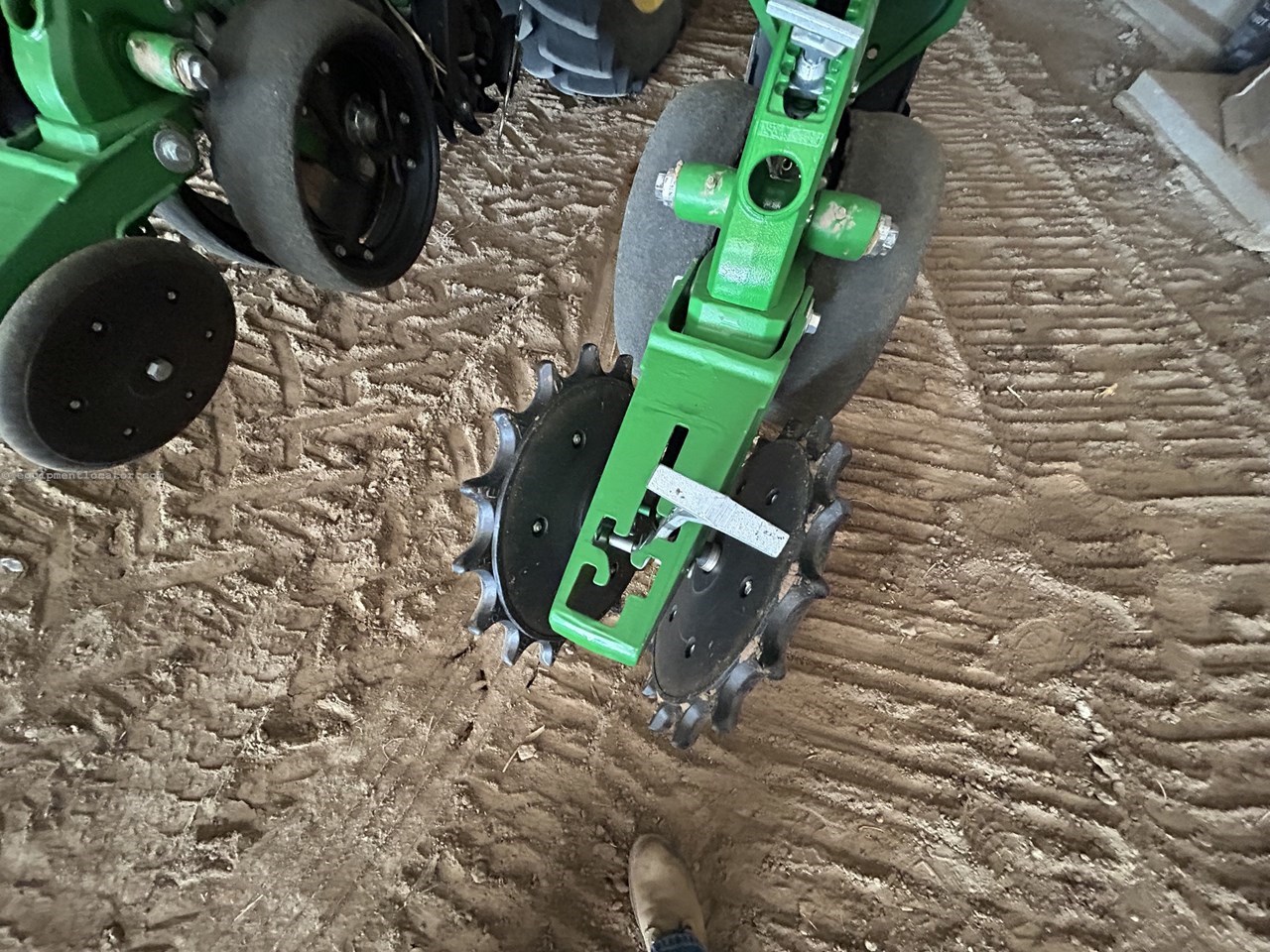 2023 John Deere DR16X Image 20