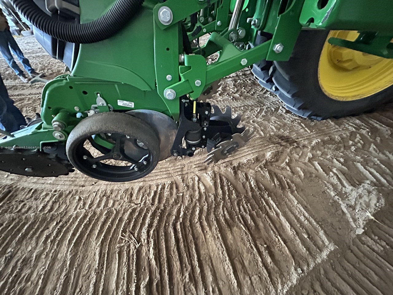 2023 John Deere DR16X Image 22