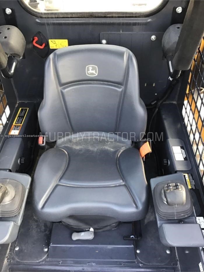 2023 John Deere 317G Image 10