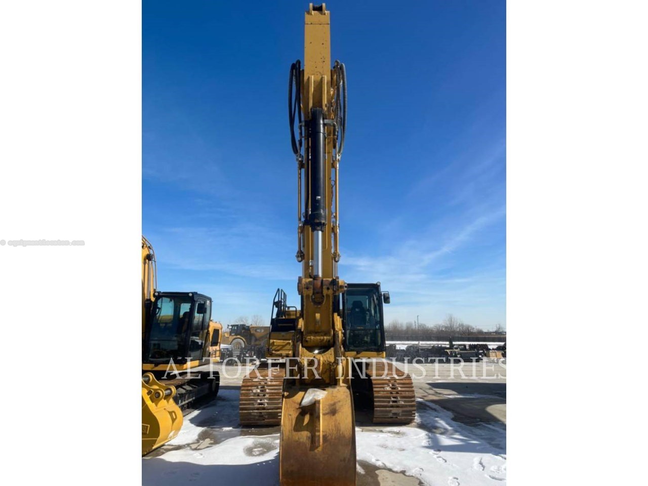 2023 Caterpillar 336-08 Image 10