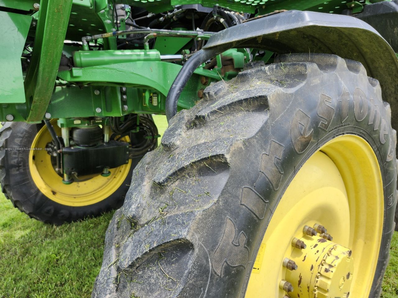 2018 John Deere R4038 Image 10