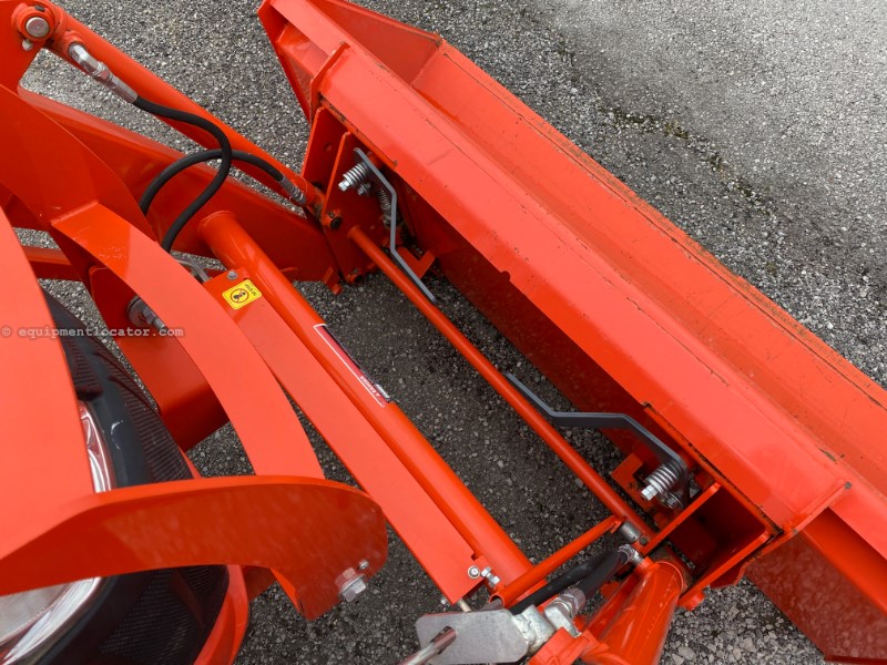 2017 Kubota L3901HST Image 10