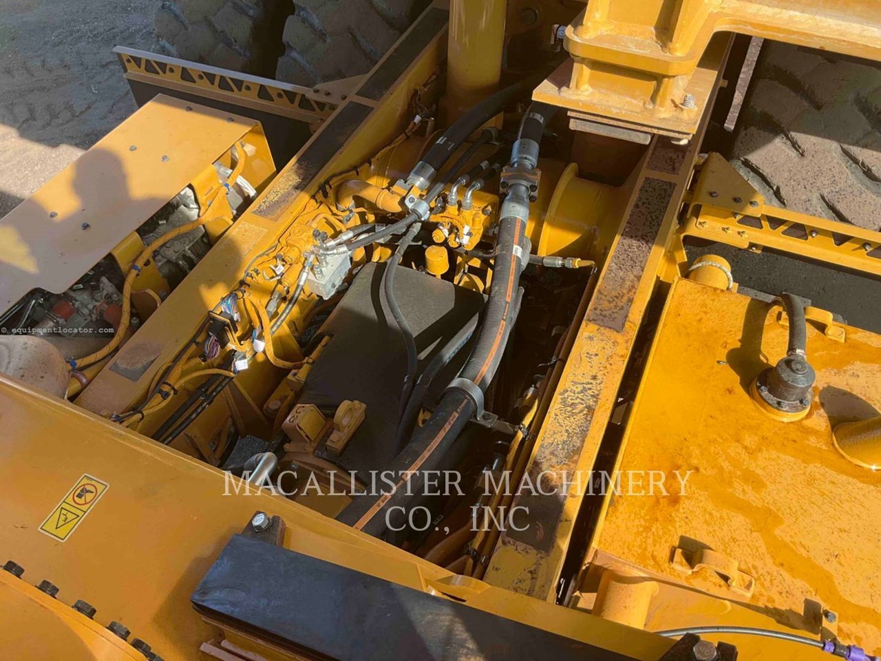 2022 Caterpillar 772G Image 14