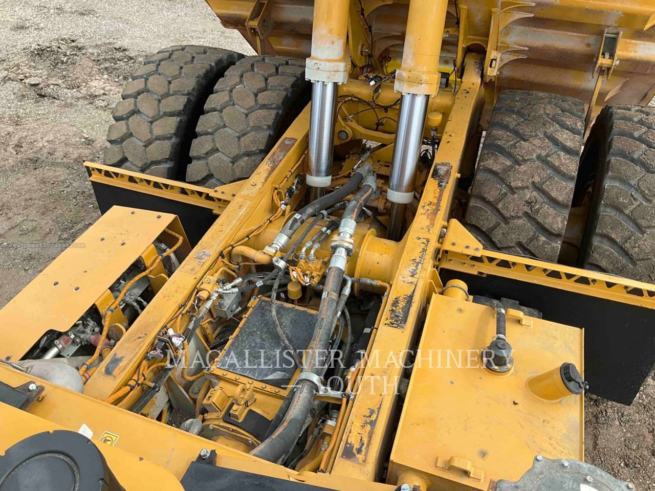 2022 Caterpillar 772G Image 19