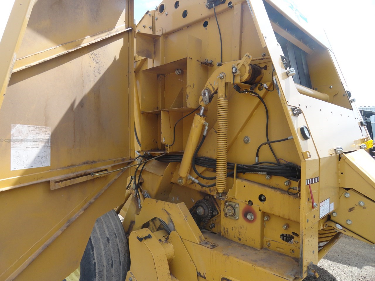 2005 Vermeer 605M Image 10