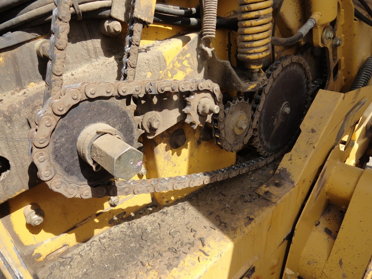 2005 Vermeer 605M Image 16