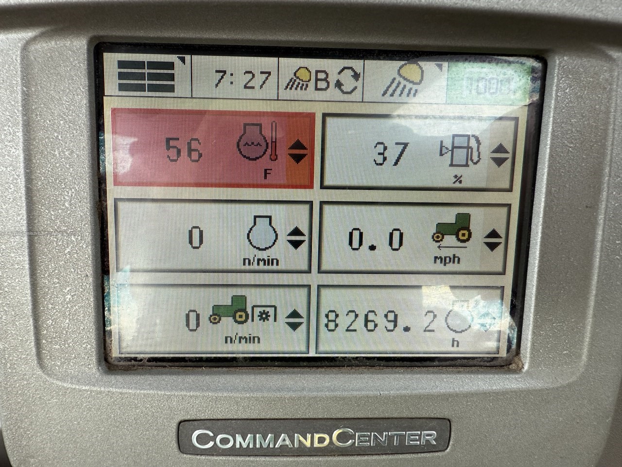 2009 John Deere 7330 Image 46