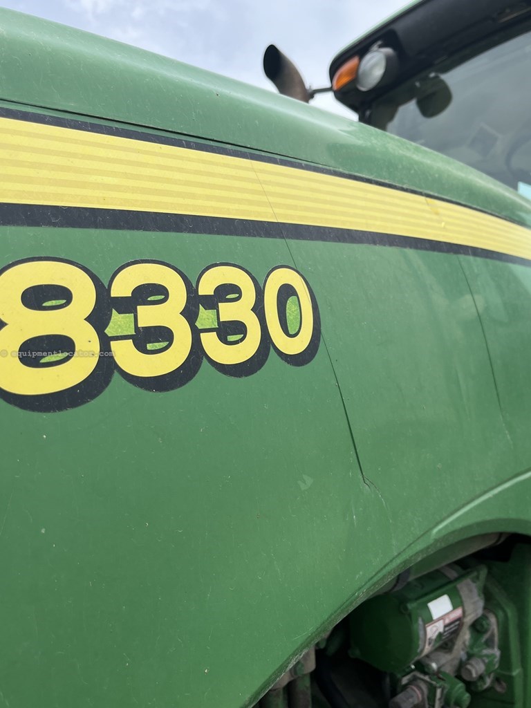 2008 John Deere 8330 Image 10