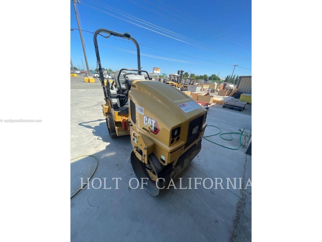 2022 Caterpillar CB2.7 GC Image 2