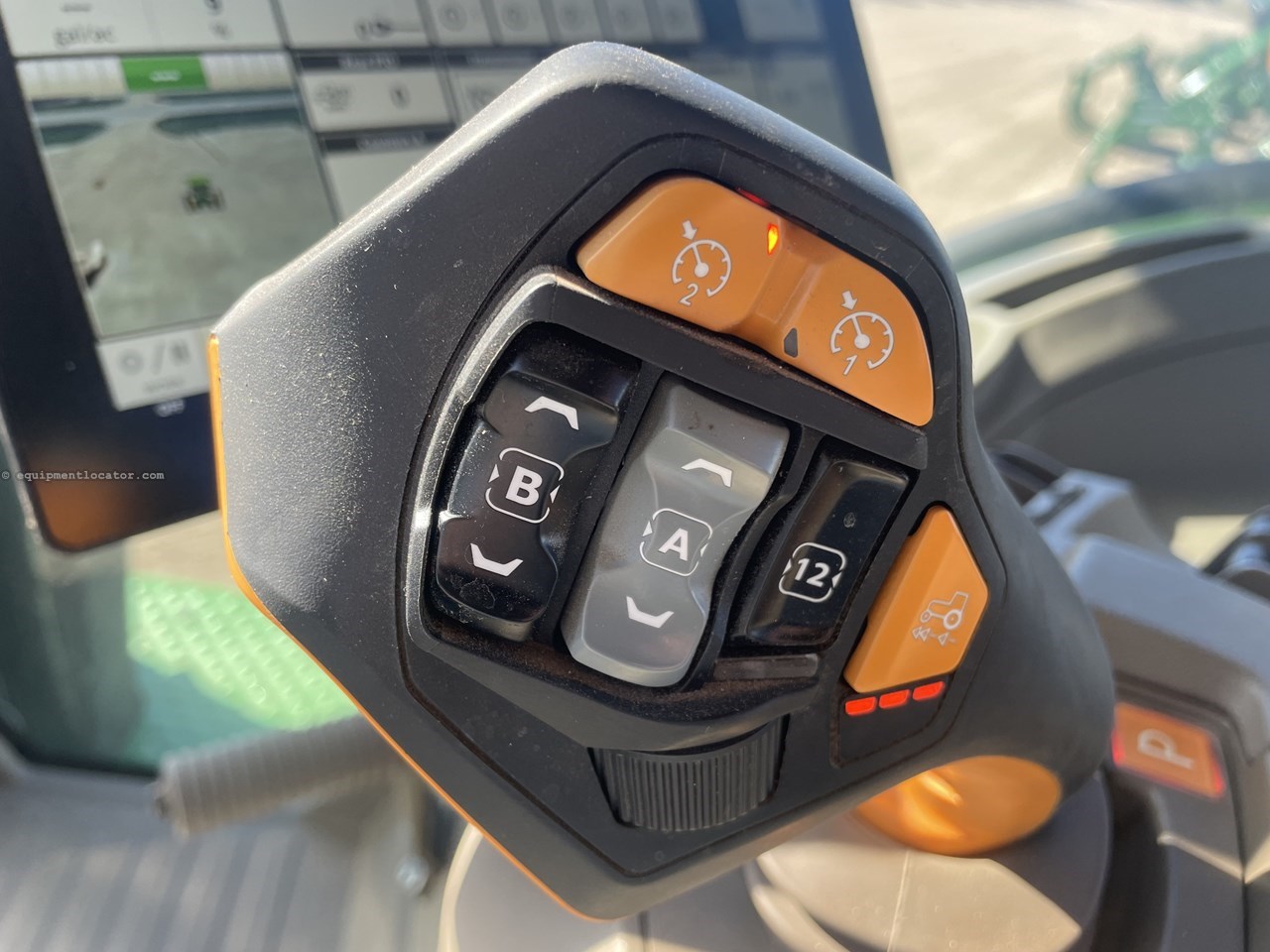 2024 John Deere 8R 250 Image 41