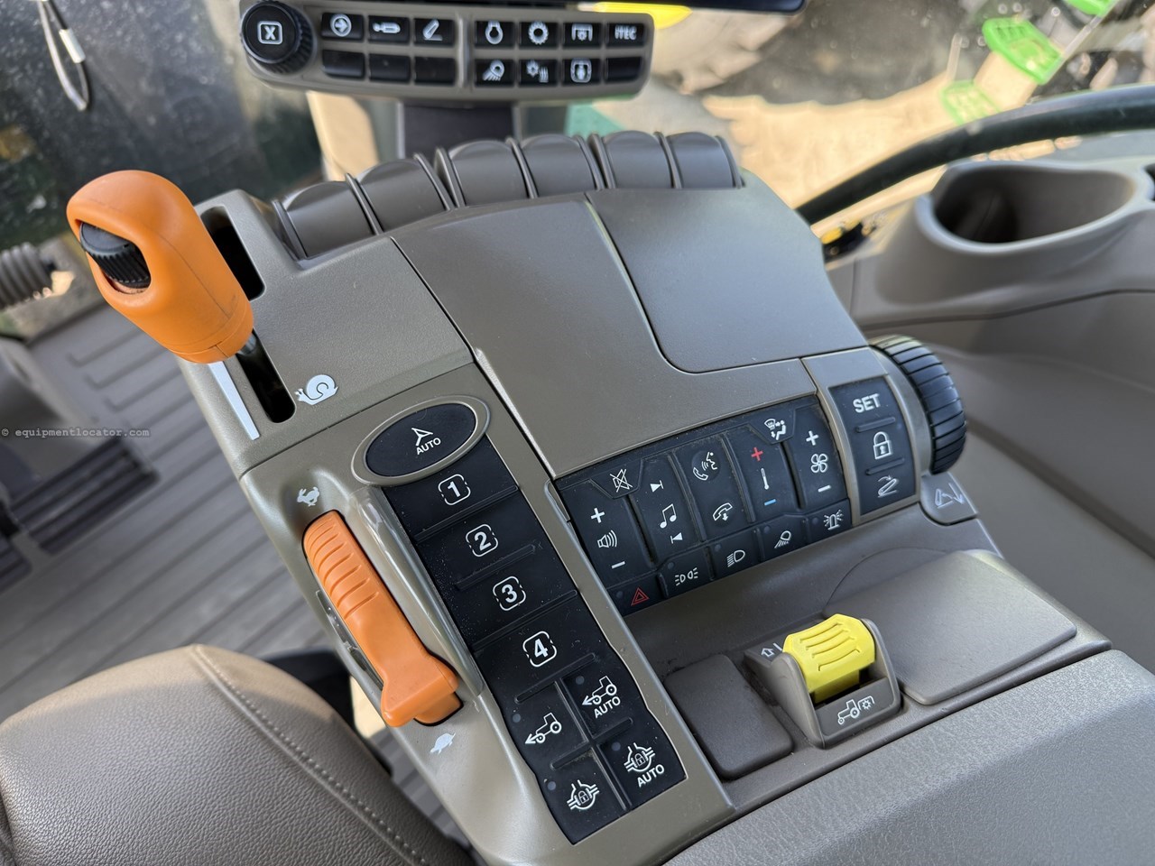 2024 John Deere 8R 280 Image 42