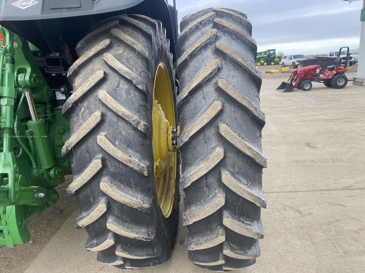 2024 John Deere 7R 210 Image 30