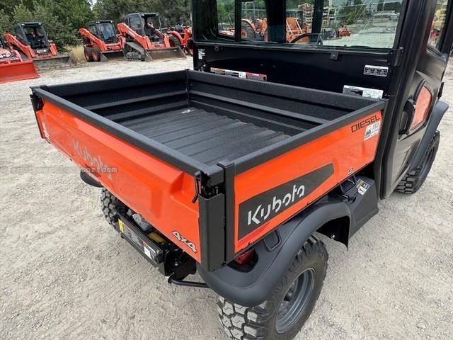2025 Kubota RTVX2C-SKLH-1 Image 10