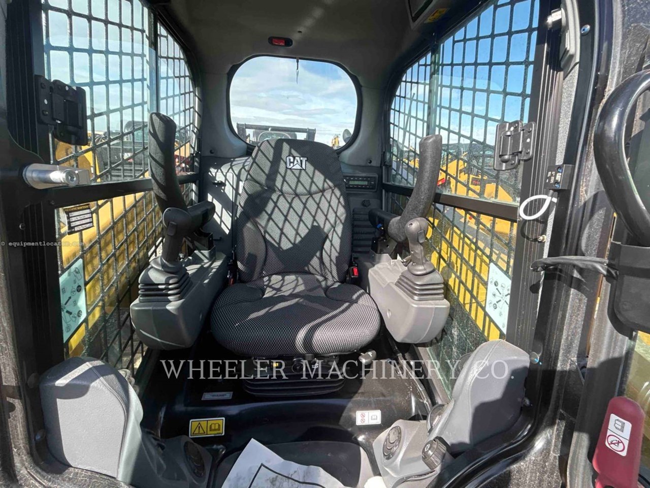 2024 Caterpillar 236D3 C3H2 Image 10