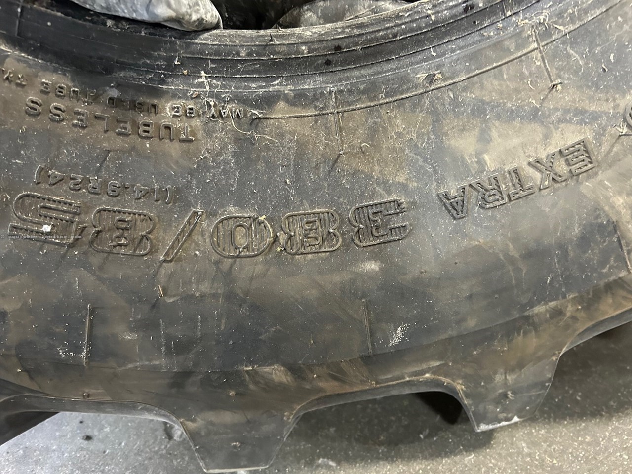 Firestone 380/85R24 Image 10