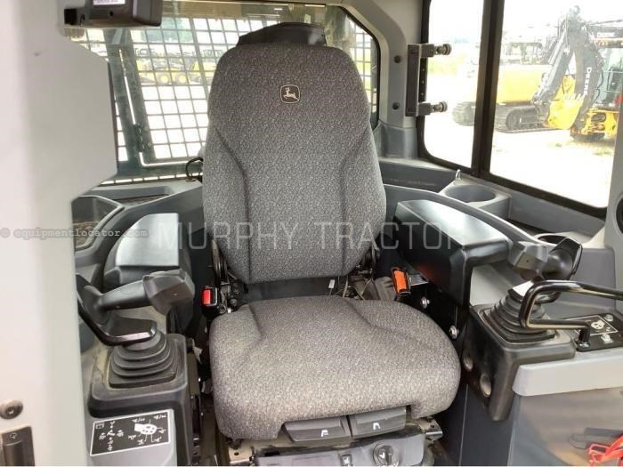 2023 John Deere 850L Image 10