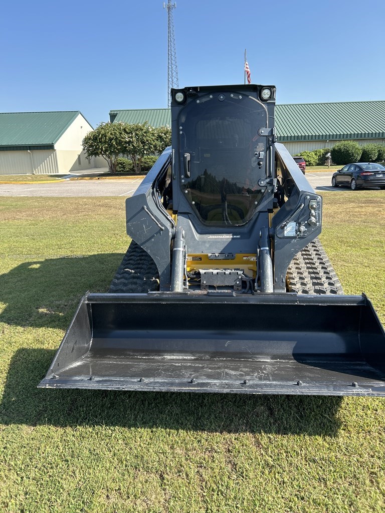 2024 John Deere 333G Image 10