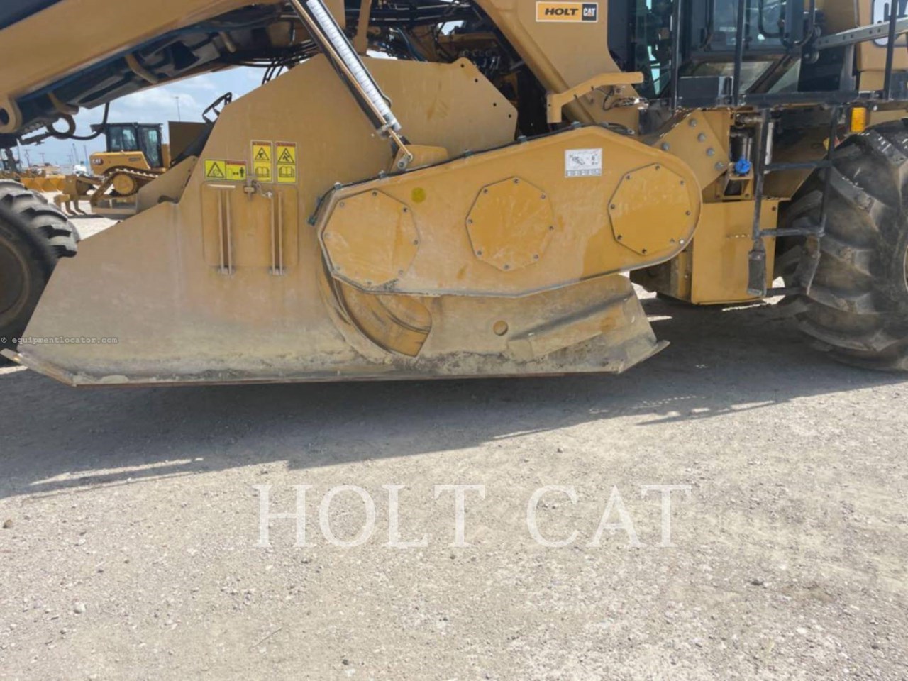 2024 Caterpillar RM400 CAB Image 10