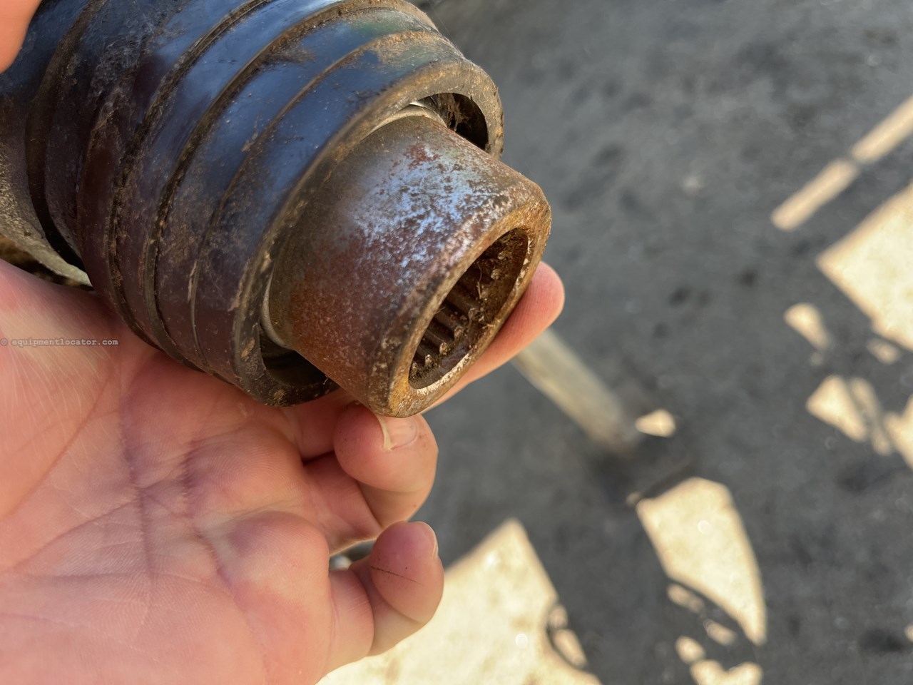 2021 John Deere 560R Image 10