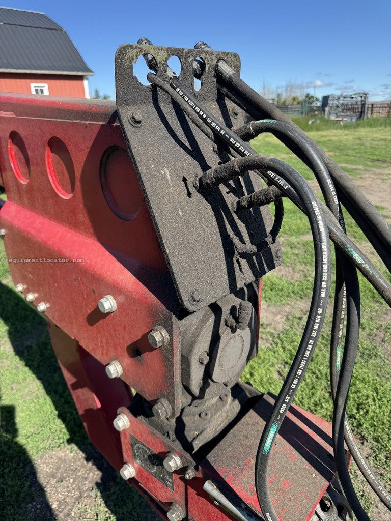 2017 Massey Ferguson 1386 Image 10