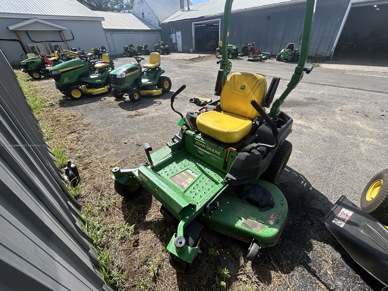2024 John Deere Z515E Image 3