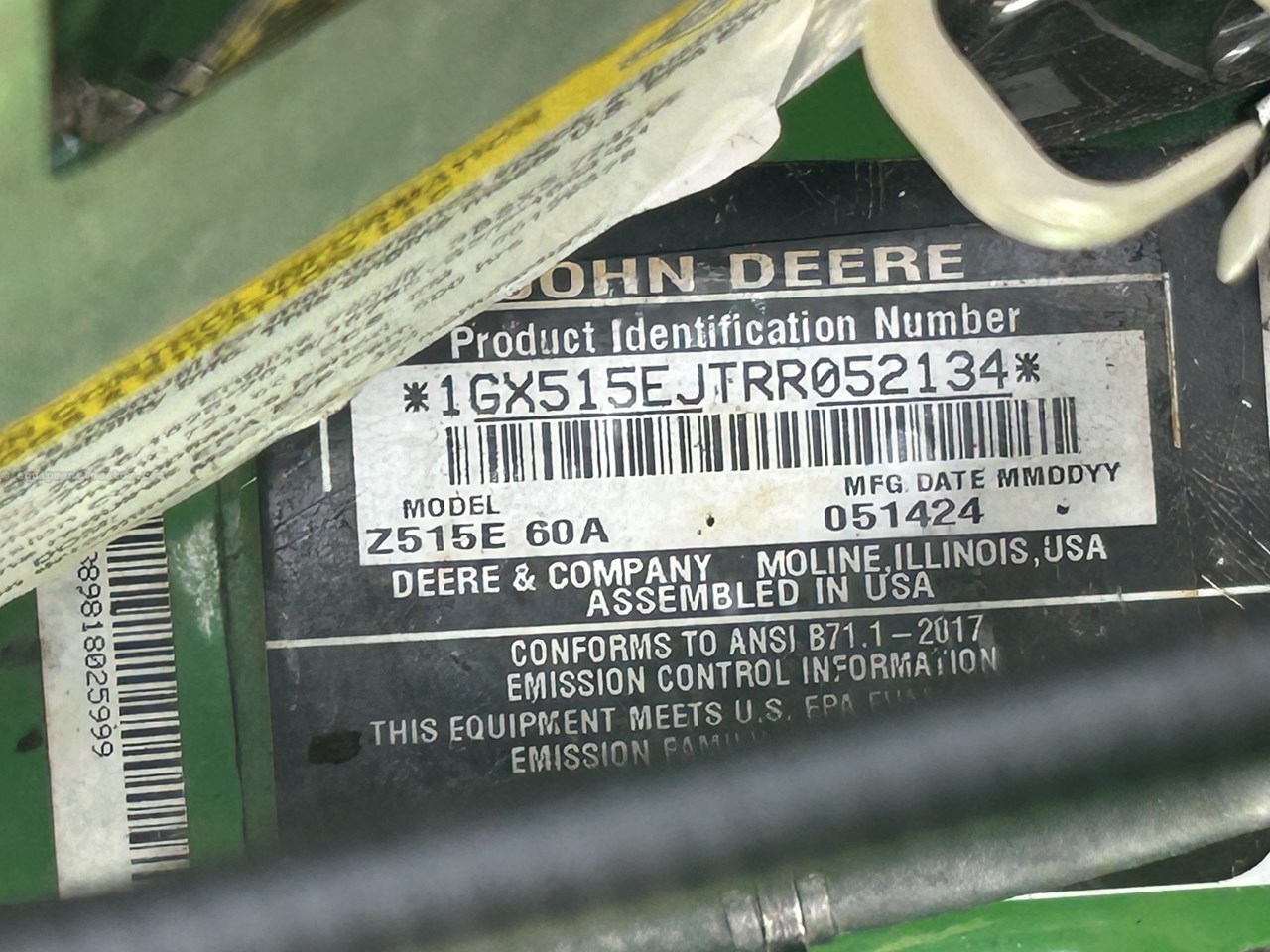 2024 John Deere Z515E Image 4