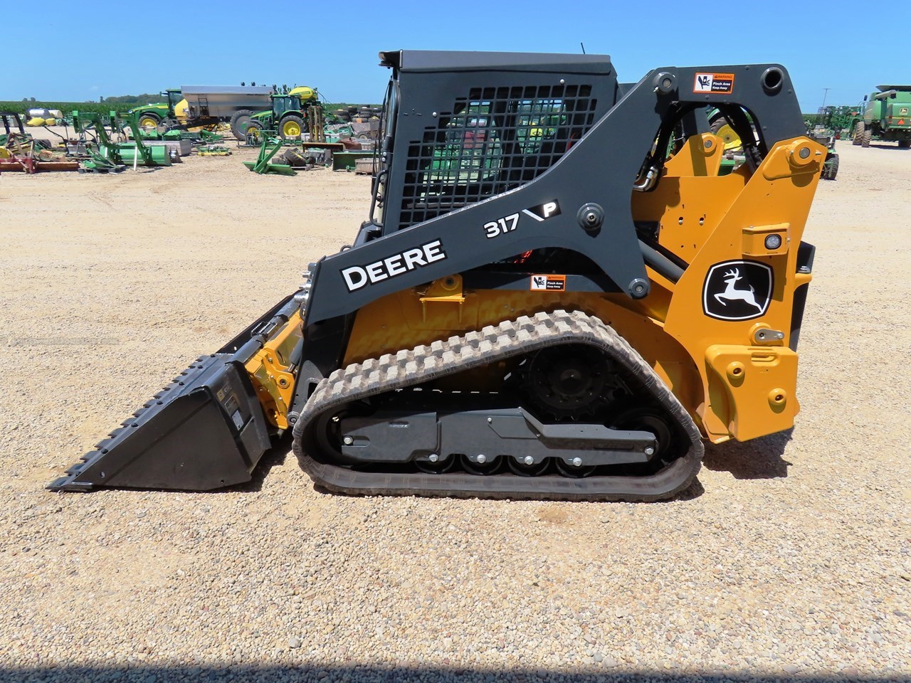 2025 John Deere 317 P Image 10