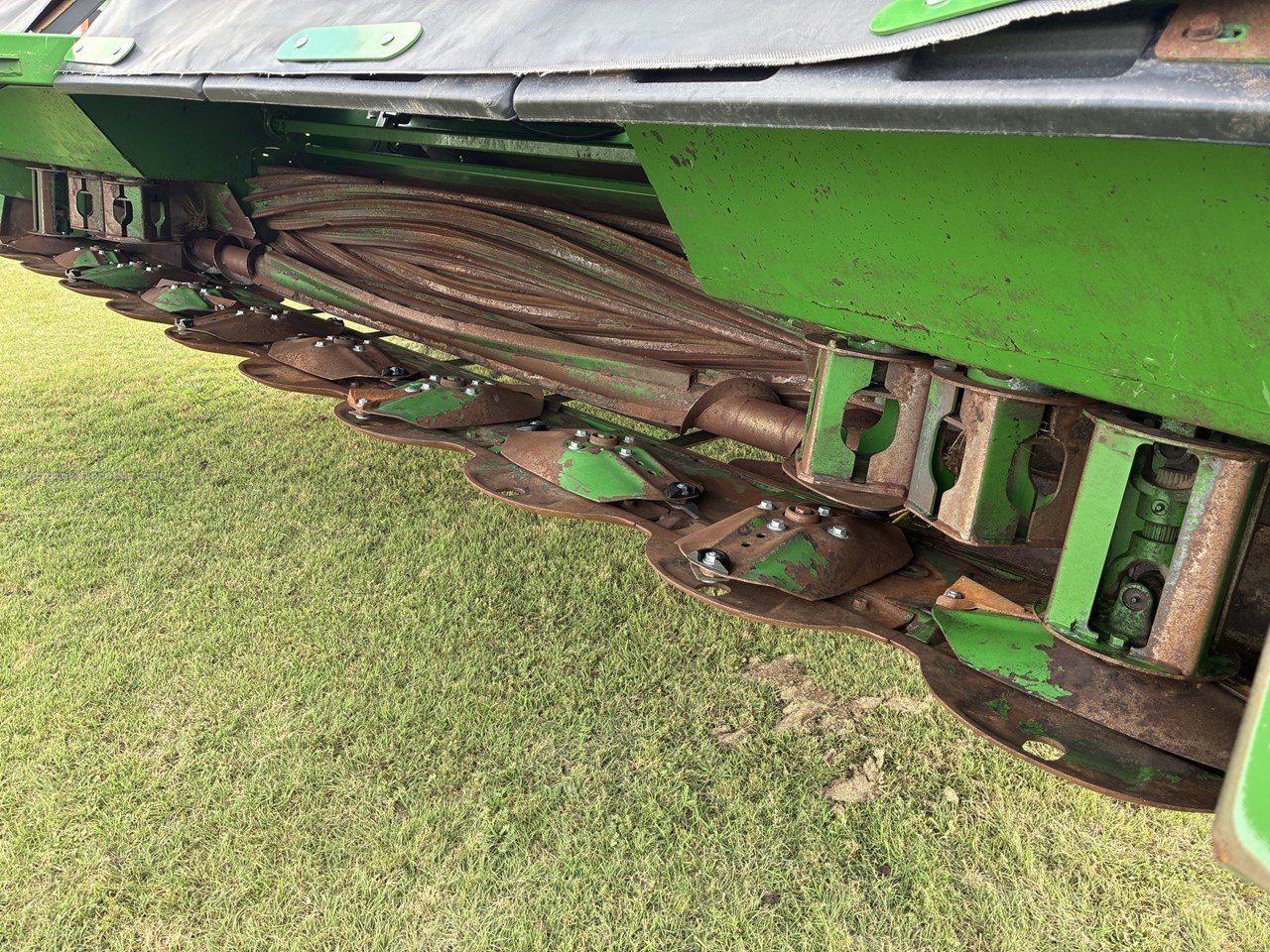 2023 John Deere W235R Image 10