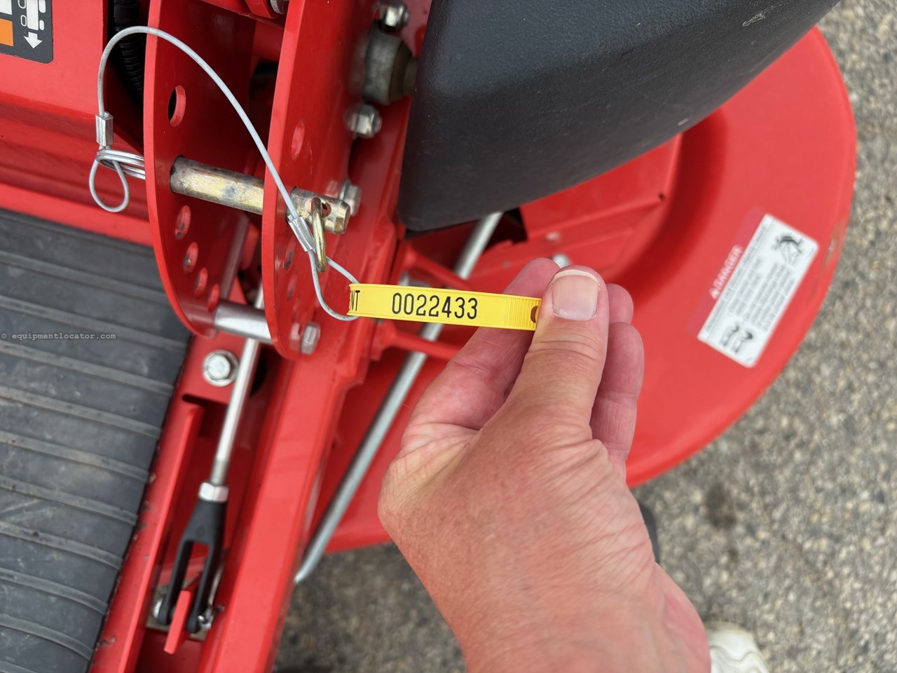 2015 Simplicity CHAMPION Image 10