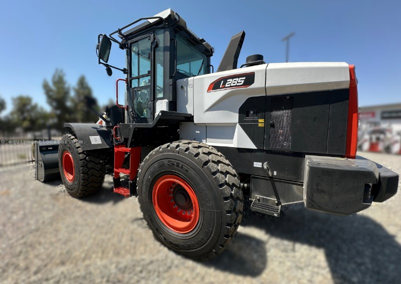 2025 Bobcat L285 CAB Image 2