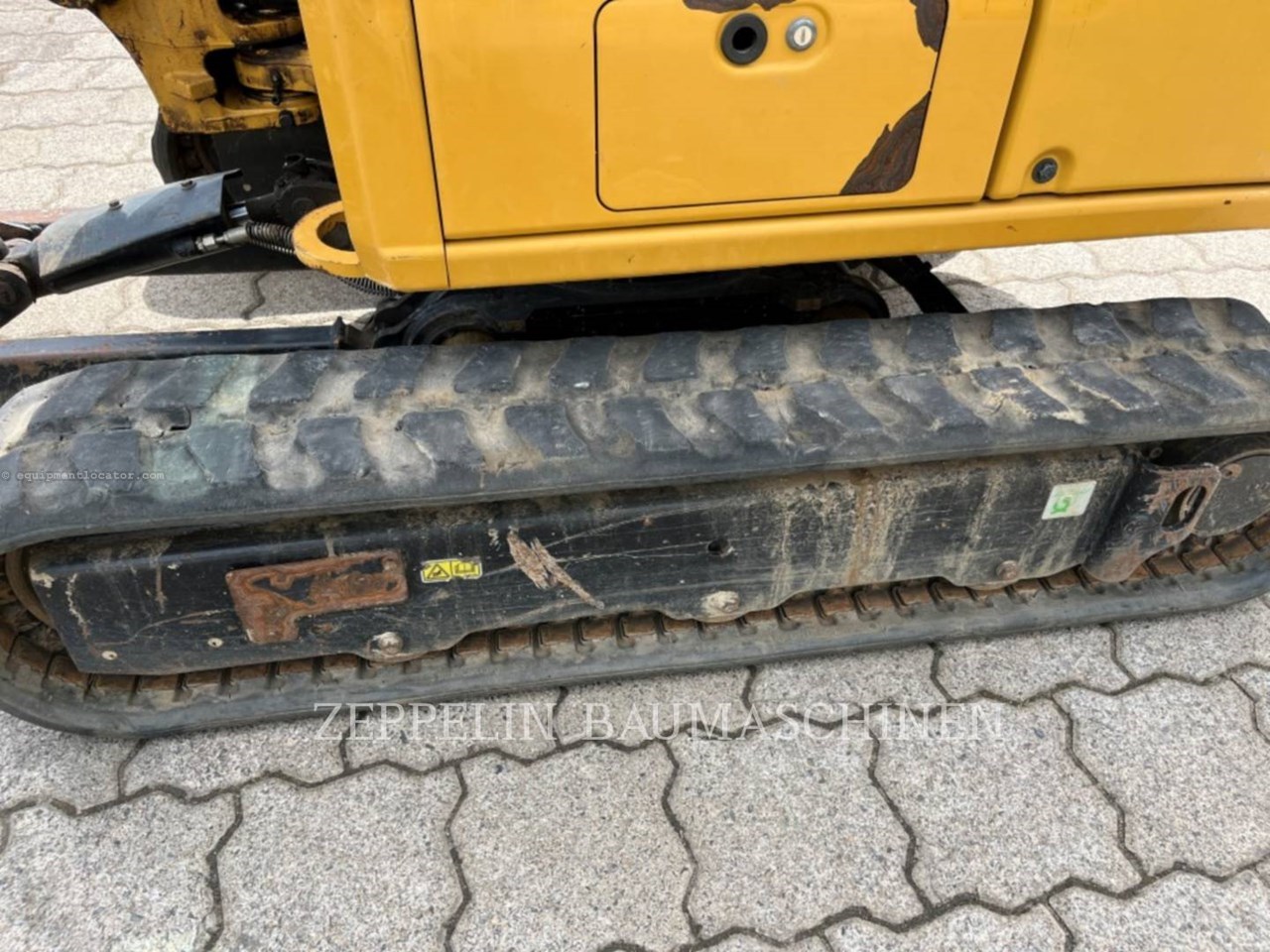 2019 Caterpillar 301.8-05A Image 10