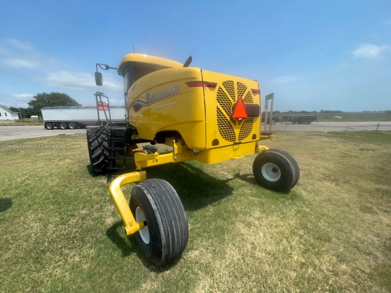 2024 New Holland SR220 Image 4