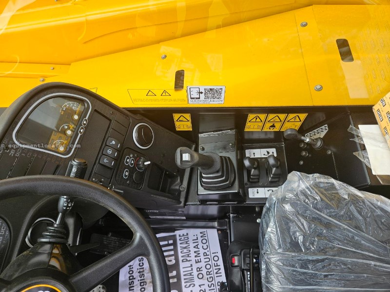 2025 JCB 509-42 Image 8