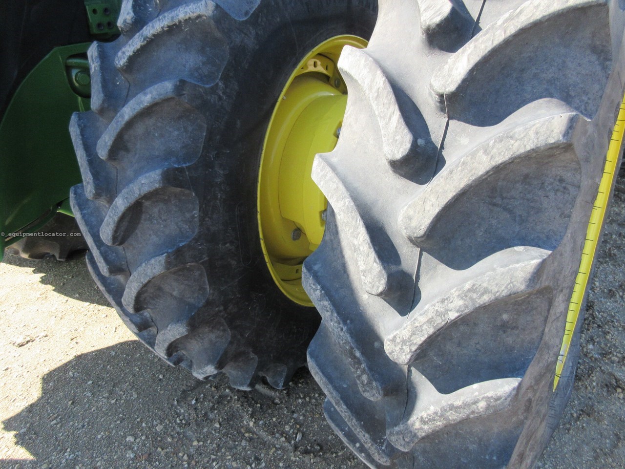 2023 John Deere 8R 410 Image 10