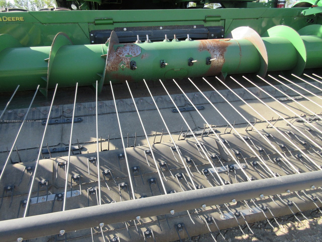 2016 John Deere 615P Image 2