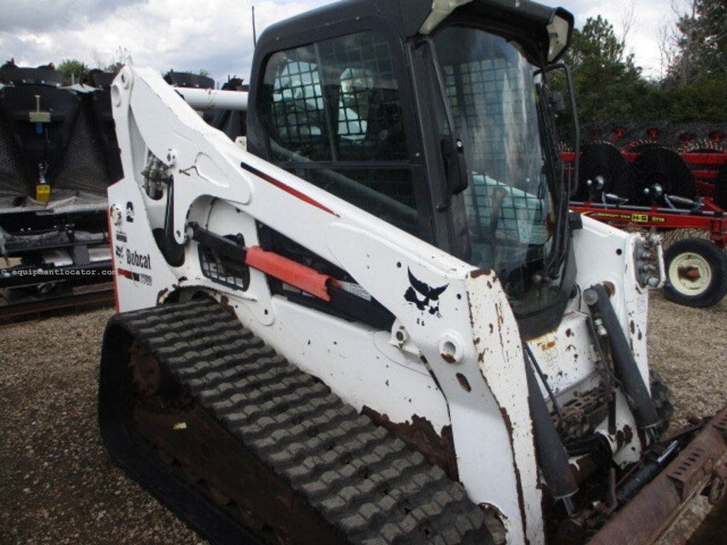 2013 Bobcat T750 Image 2