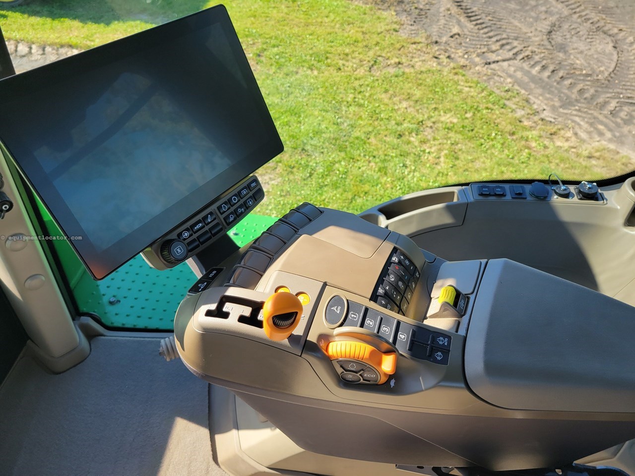 2024 John Deere 9R 640 Image 10