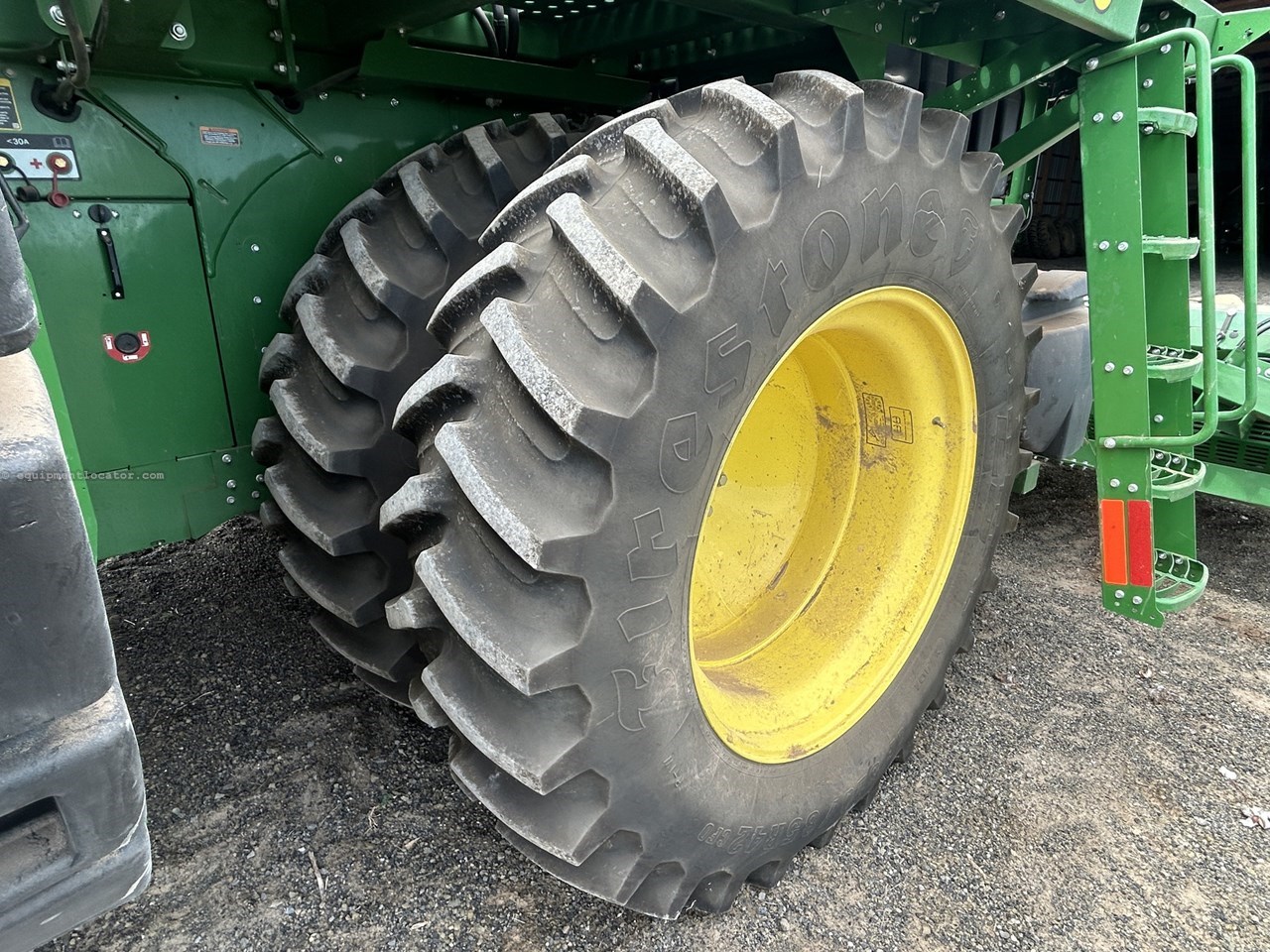 2019 John Deere CS690 Image 10