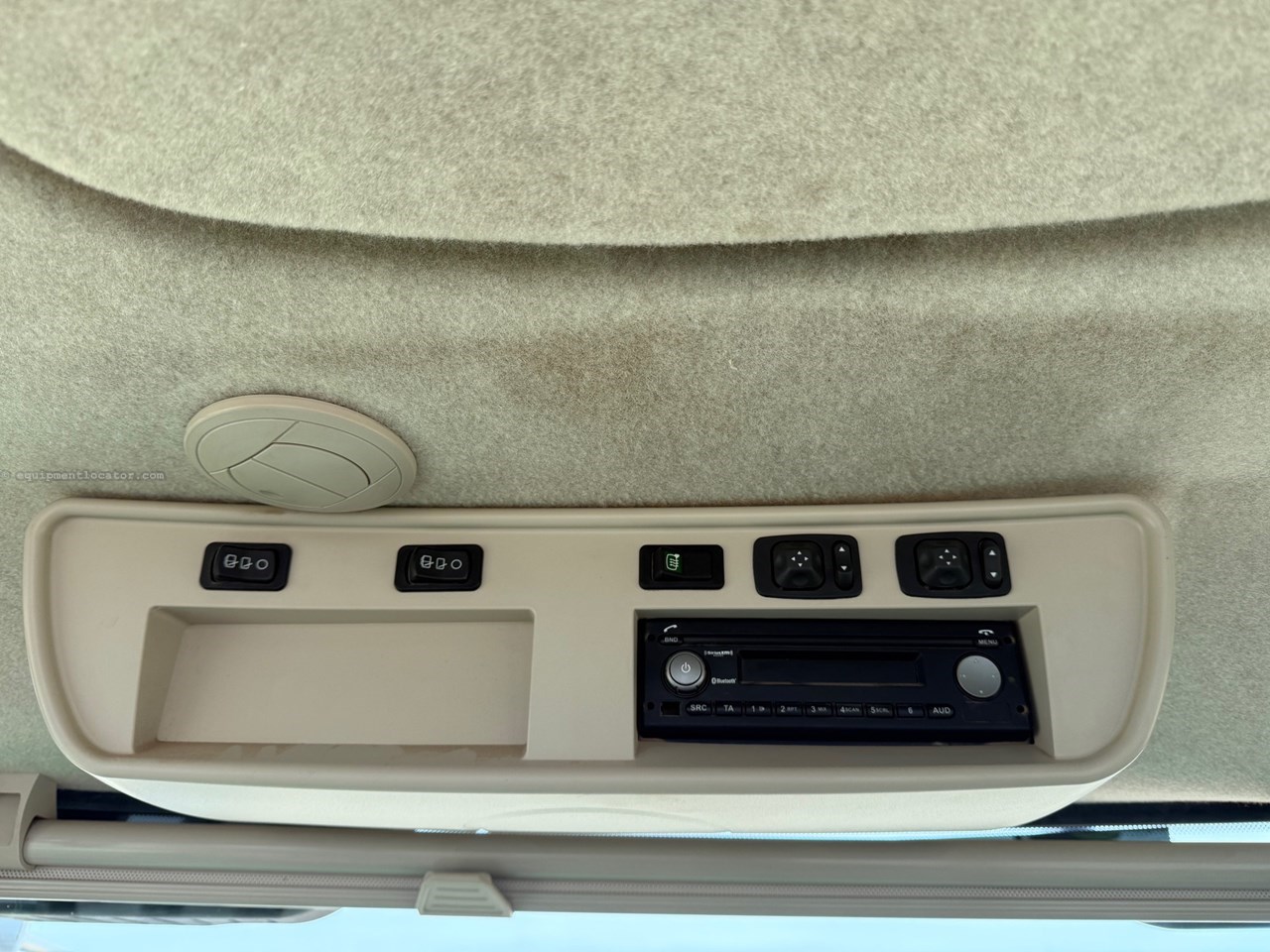 2020 John Deere 9420R Image 29