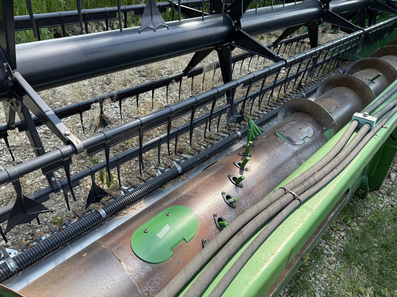 2002 John Deere 925 Image 10